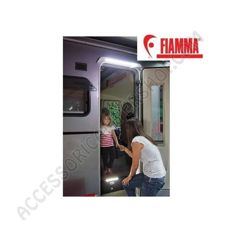 Illuminazione LED per gradini camper | Accessoricampershop.com